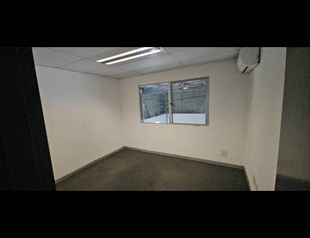INDUSTRIAL PROPERTY TO RENT IN HALFWAY HOUSE